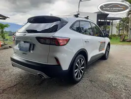 2022  Ford Escape - Image 9