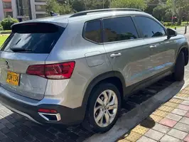 2022  Volkswagen Taos - Image 11