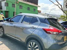 2019  Nissan Kicks - Image 10