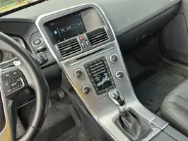 2017  Volvo Unknown - Image 25