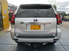 2019  Toyota Prado - Image 11