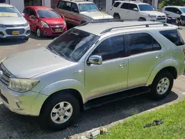 2011  Toyota Fortuner - Image 11