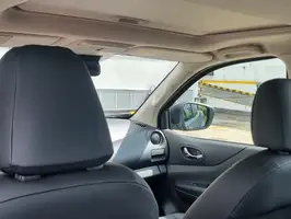 2025  Nissan Frontier - Image 24