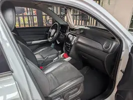 2017  Suzuki Vitara - Image 21