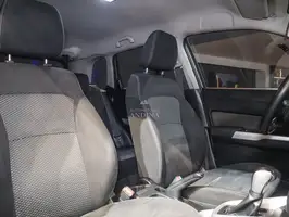 2018  Suzuki Vitara - Image 15