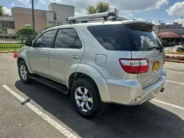 2011  Toyota Fortuner - Image 26