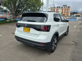 2022  Volkswagen T - Image 36