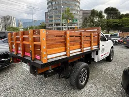 2019  Nissan Frontier - Image 11