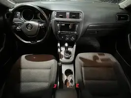 2016  Volkswagen Jetta - Image 16
