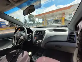 2016  Hyundai Eon - Image 25