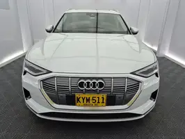 2022  Audi E - Image 9