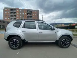 2017  Renault Duster - Image 12
