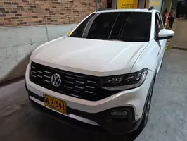 2020  Volkswagen T - Image 10