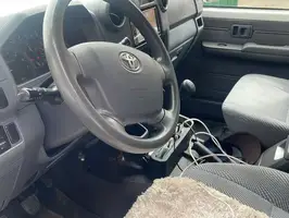 2015  Toyota Land - Image 15