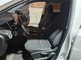 2022  Chevrolet Tracker - Image 19