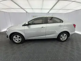 2017  Chevrolet Sonic - Image 14