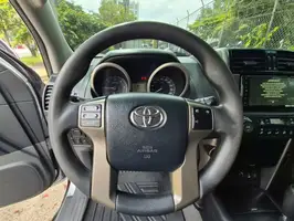 2013  Toyota Land - Image 23