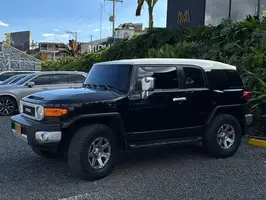 2019  Toyota Fj - Image 29