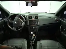 2020  Renault Logan - Image 19