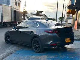 2021  Mazda 3 - Image 18