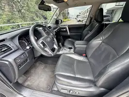 2022  Toyota 4Runner - Image 13