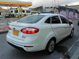 2014  Ford Fiesta - Image 27