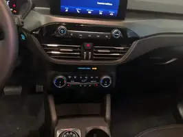 2025  Ford Escape - Image 11