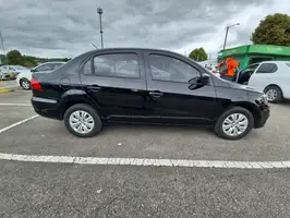 2017  Volkswagen Voyage - Image 28