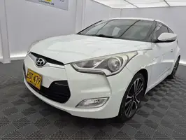 2017  Hyundai Veloster - Image 10