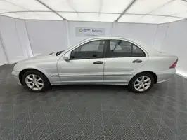 2005  Mercedes Unknown - Image 10