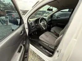 2019  Nissan Frontier - Image 15