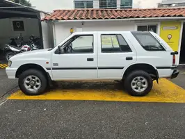 2000  Chevrolet Rodeo - Image 10
