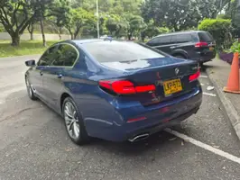 2022  Bmw Serie - Image 12