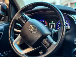 2019  Toyota Hilux - Image 16