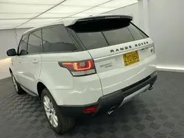 2014  Land Rover Unknown - Image 14
