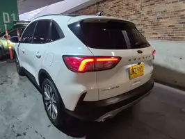 2020  Ford Escape - Image 12