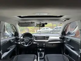 2022  Kia Stonic - Image 13