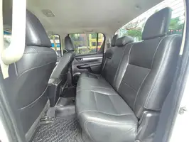 2017  Toyota Hilux - Image 21