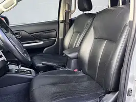 2022  Mitsubishi Unknown - Image 17