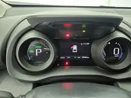 2023  Toyota Yaris - Image 24