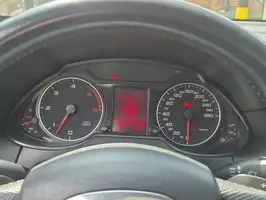 2011  Audi Q5 - Image 21