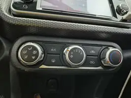 2020  Nissan Kicks - Image 42