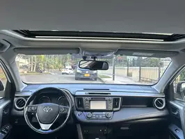 2018  Toyota Rav4 - Image 13