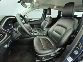 2022  Ford Escape - Image 34