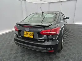 2015  Ford Focus - Image 15