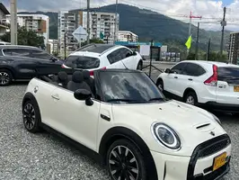 2022  Mini Cooper Unknown - Image 8