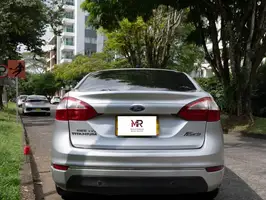 2014  Ford Fiesta - Image 11