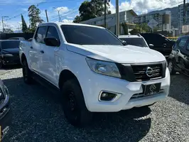 2017  Nissan Np300 - Image 8