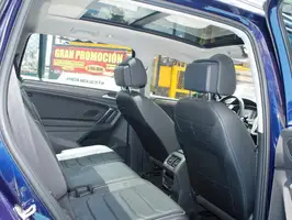 2023  Volkswagen Tiguan - Image 25