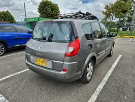 2010  Renault Grand - Image 13